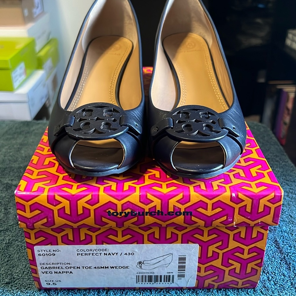 Tory Burch - Gabriel Open Toe 44MM Navy Blue Wedge Veg Napa